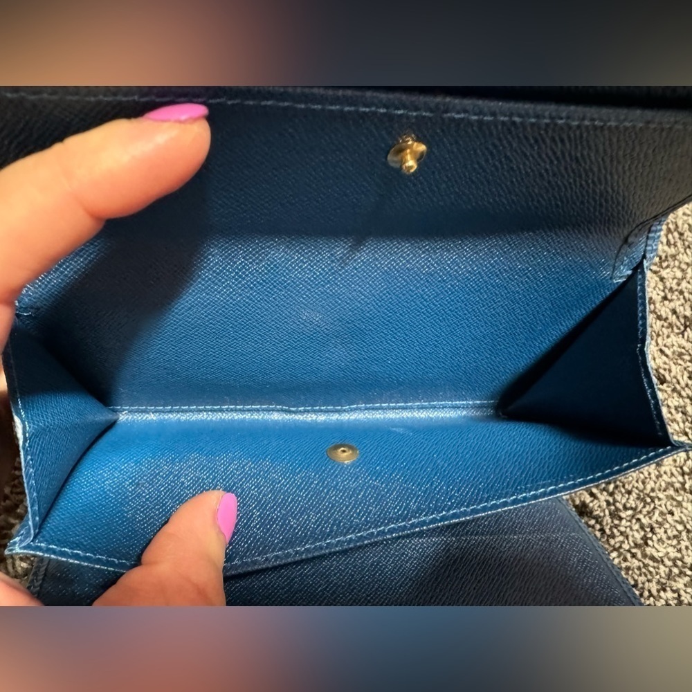 Louis Vuitton blue epi Sarah wallet with box/dust bag - Picture 9 of 13